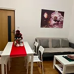 Prague Star Apartment 2