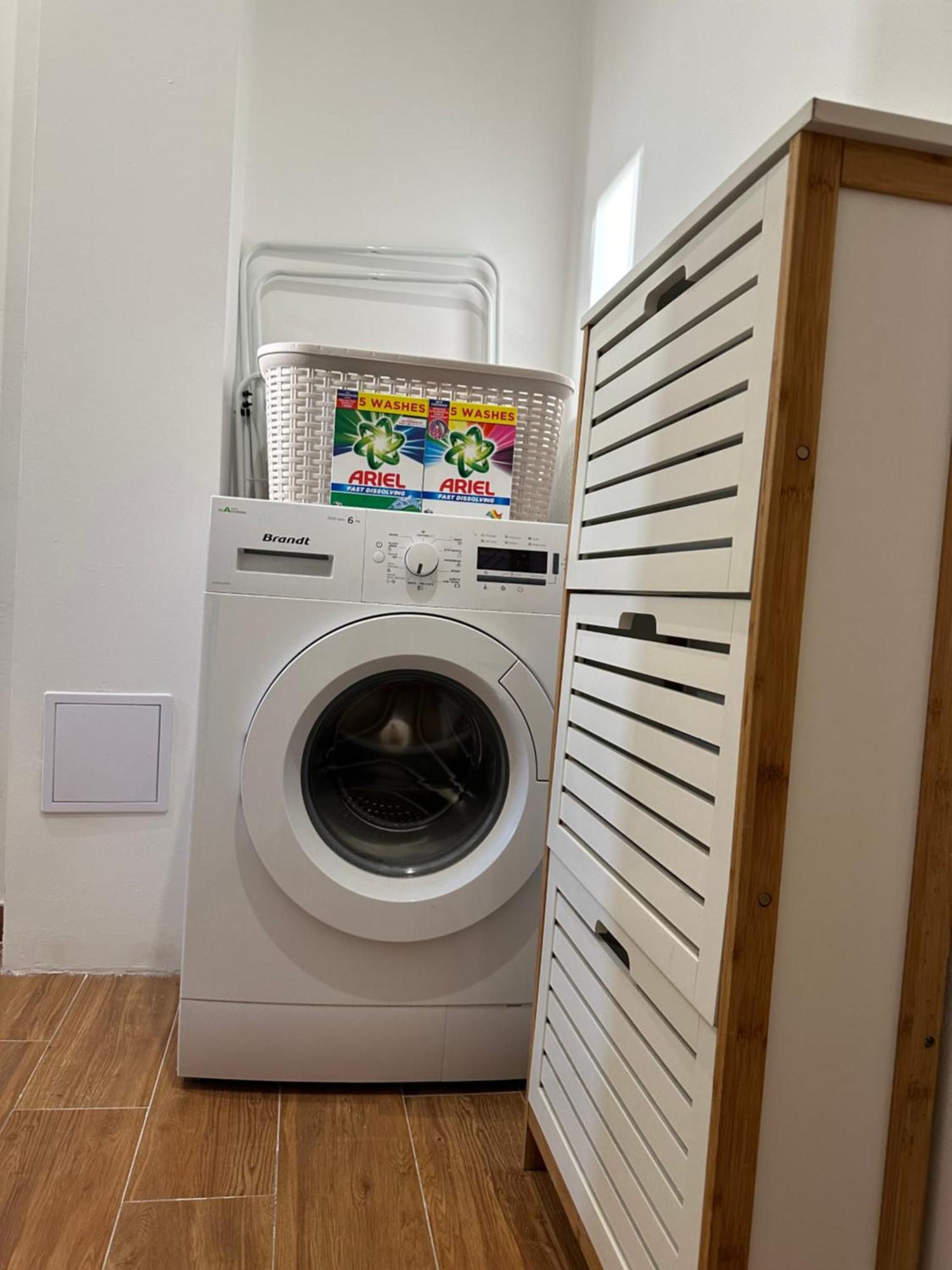 Star 2 Apartment